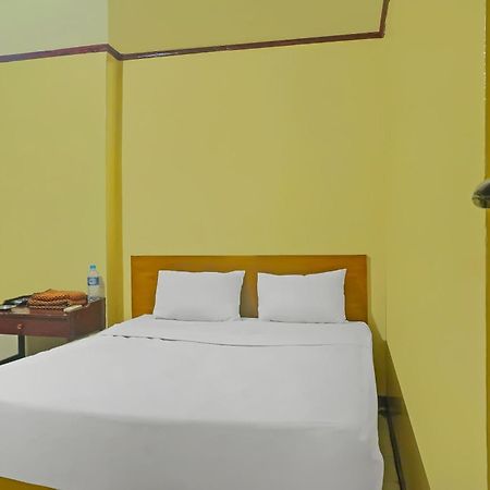 Spot On 92466 Adam Kost Syariahnearwisata Jembatan Barito Hotel Banjarmasin  Exterior photo